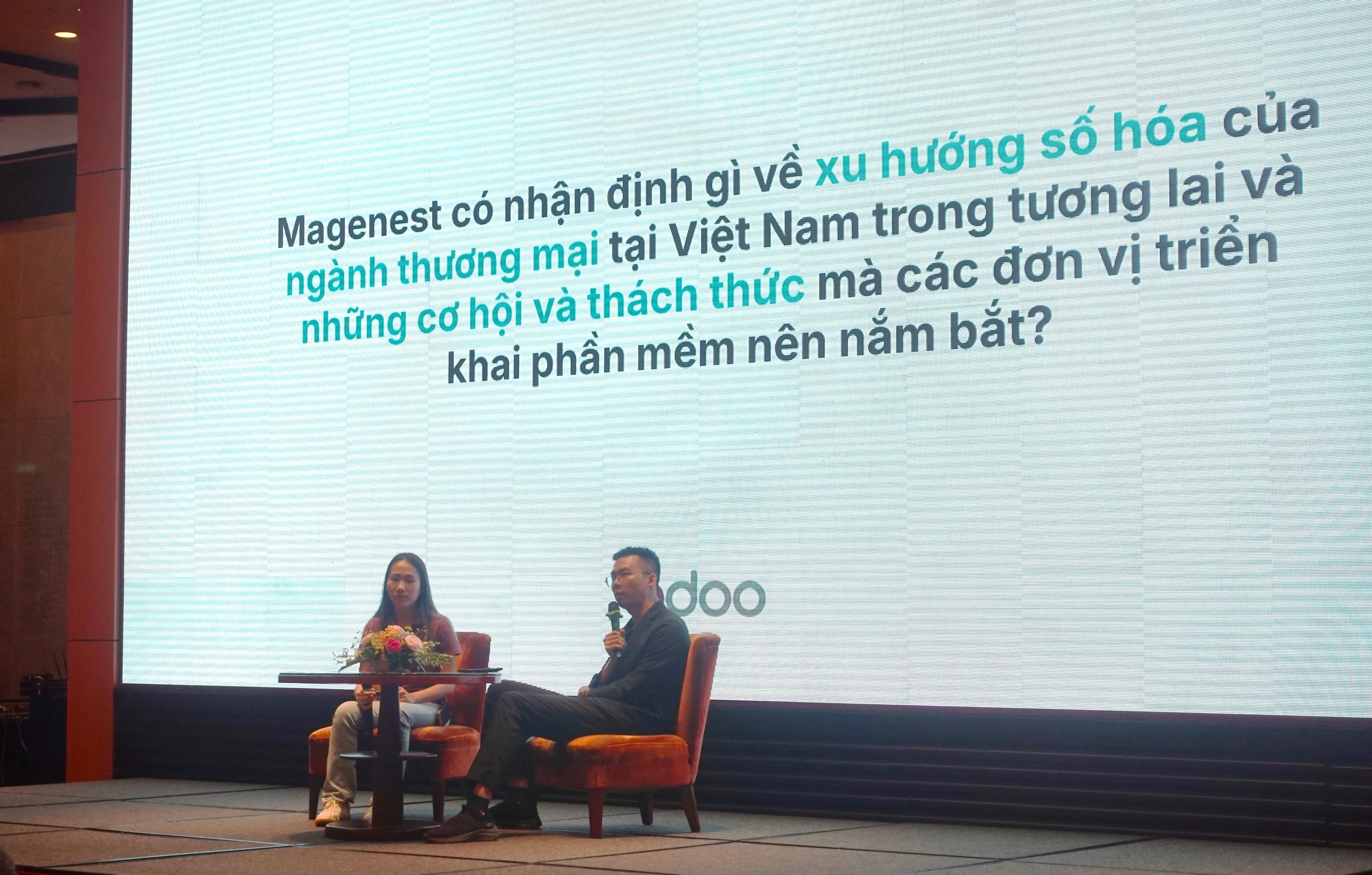 Giao lưu cùng khách mời